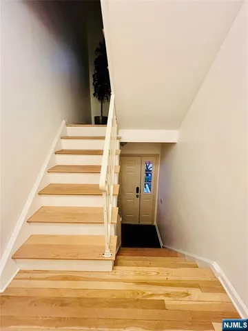 $3,550 | 724 6th Street, Unit 1, Carlstadt, NJ 07072