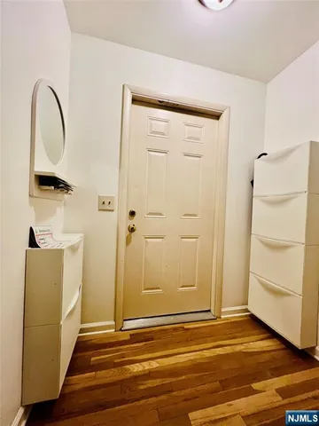 $3,550 | 724 6th Street, Unit 1, Carlstadt, NJ 07072