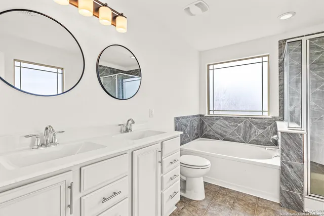 $1,990 | 561 Granite Mist, Universal City, TX 78148