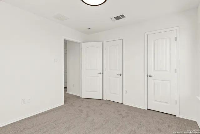 $1,990 | 561 Granite Mist, Universal City, TX 78148