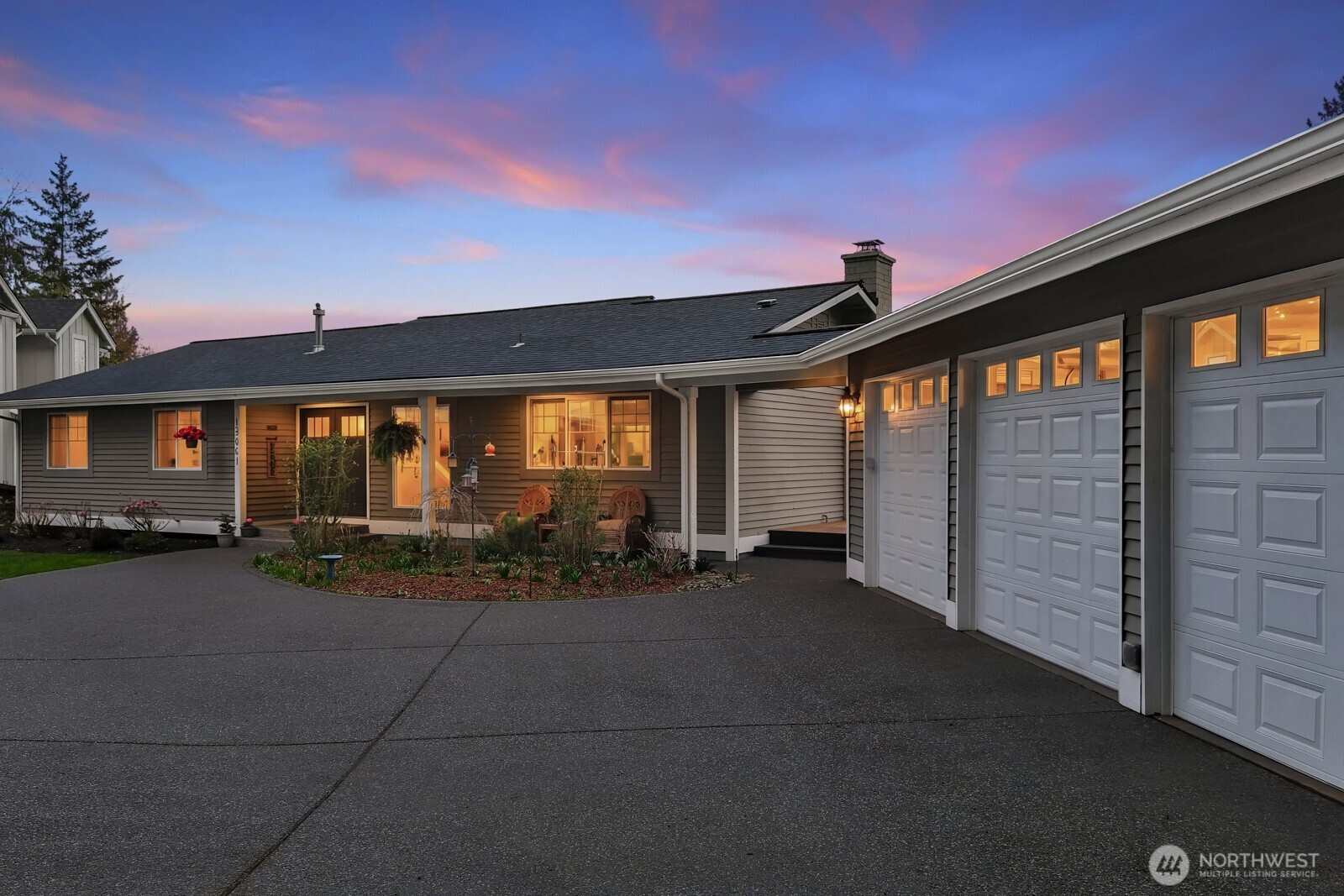 17407 3rd Avenue Southeast Bothell, WA 98012 - Photo 2 of 33