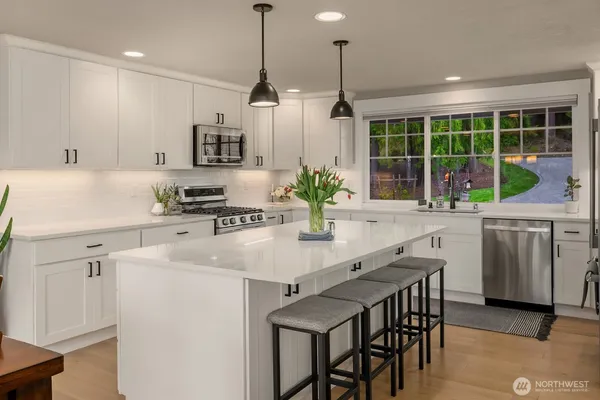 $1,494,000 | 17407 3rd Avenue Southeast, Bothell, WA 98012