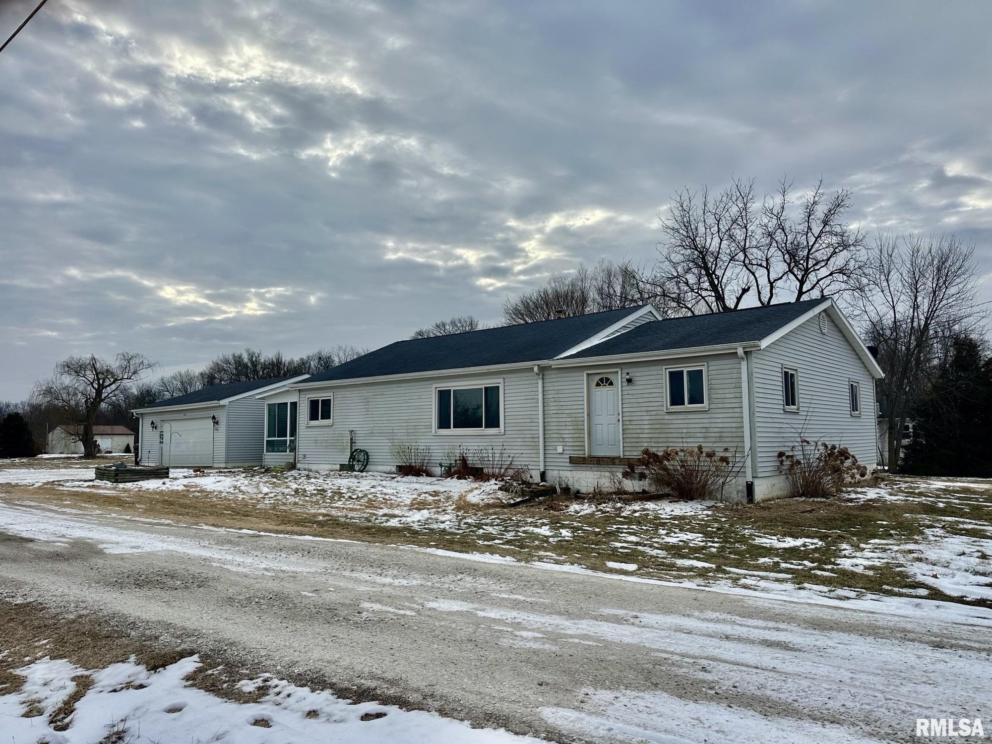 9514 South Mapleton Road Mapleton, IL 61547 - Photo 2 of 52