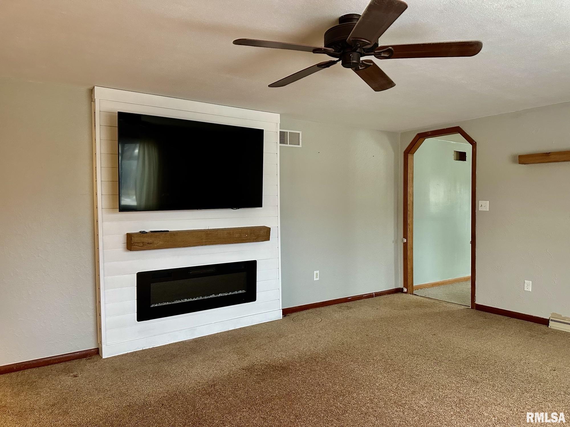 9514 South Mapleton Road Mapleton, IL 61547 - Photo 4 of 52