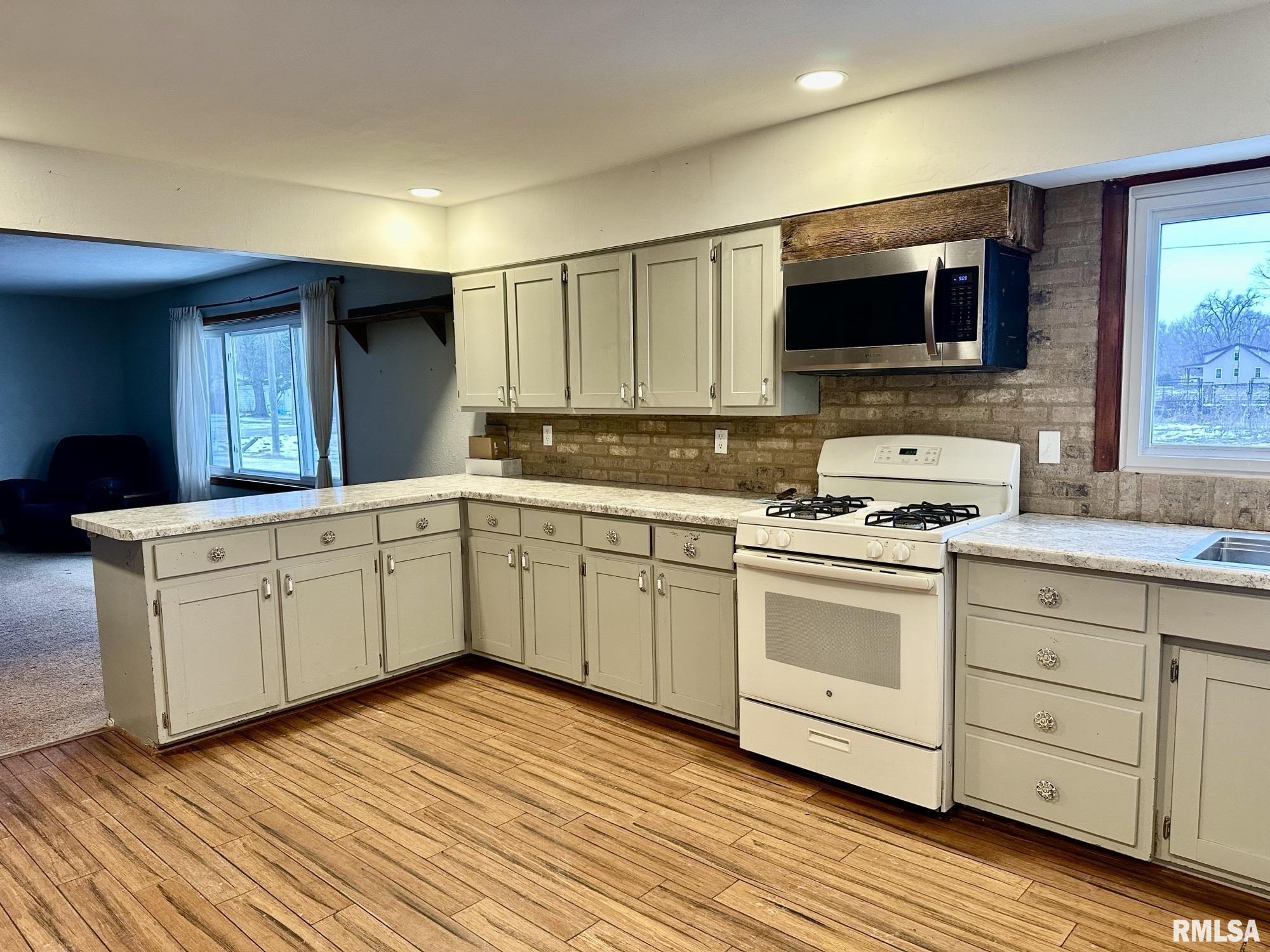 9514 South Mapleton Road Mapleton, IL 61547 - Photo 8 of 52