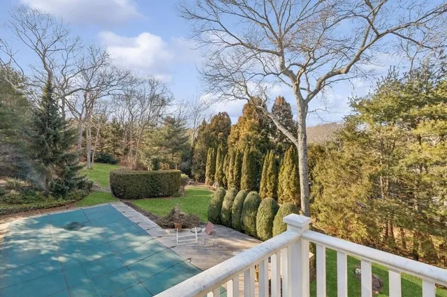 $38,000 | 24 Clamshell Avenue, East Hampton, NY 11937