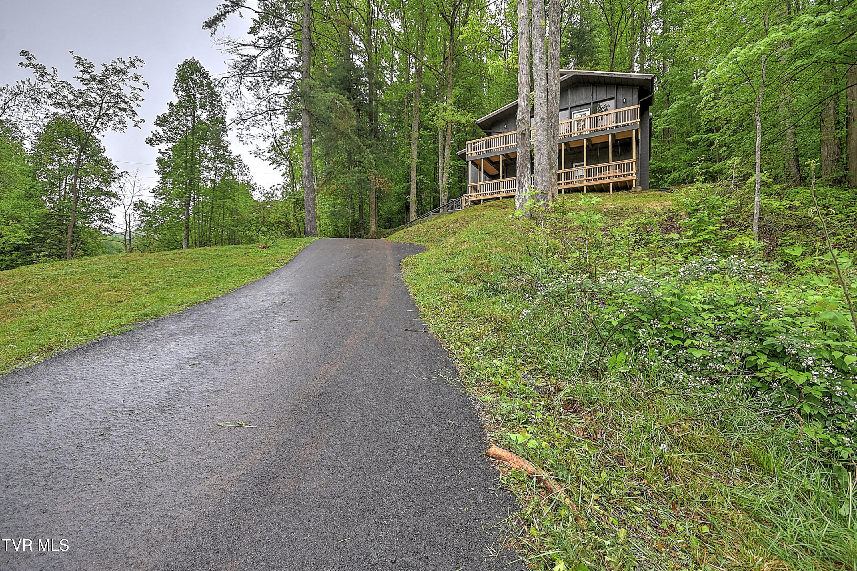 112 Blevins Hollow Road Elizabethton, TN 37643 - Photo 7 of 66 112 Blevins Hollow CP-10