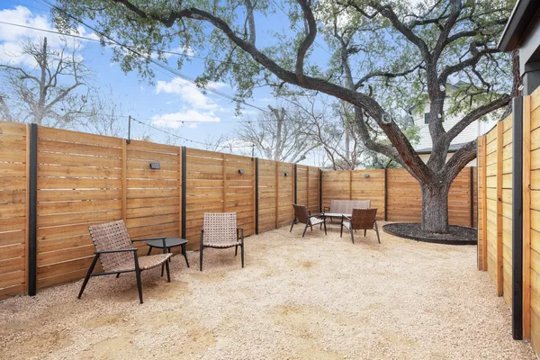 $500,000 | 1211 Taulbee Lane, Unit 2, Austin, TX 78757