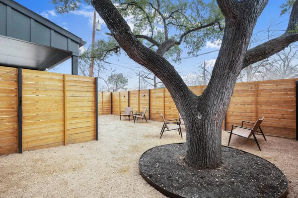 $500,000 | 1211 Taulbee Lane, Unit 2, Austin, TX 78757