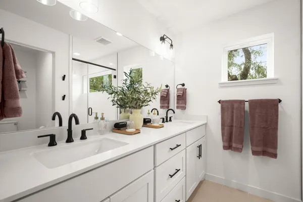 $500,000 | 1211 Taulbee Lane, Unit 2, Austin, TX 78757