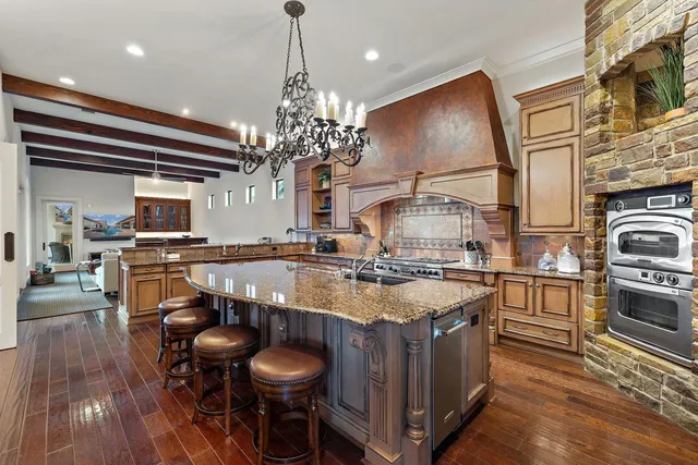 $5,950,000 | 108 Wennmohs Place, Horseshoe Bay, TX 78657