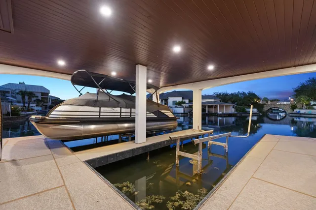 $5,950,000 | 108 Wennmohs Place, Horseshoe Bay, TX 78657