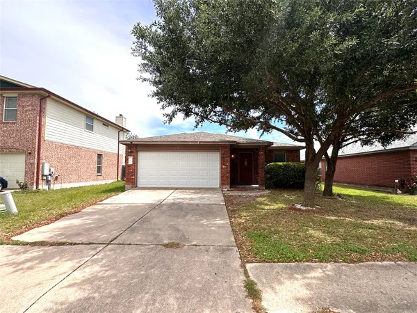 $1,800 | 202 Lucky Clover Lane, Hutto, TX 78634