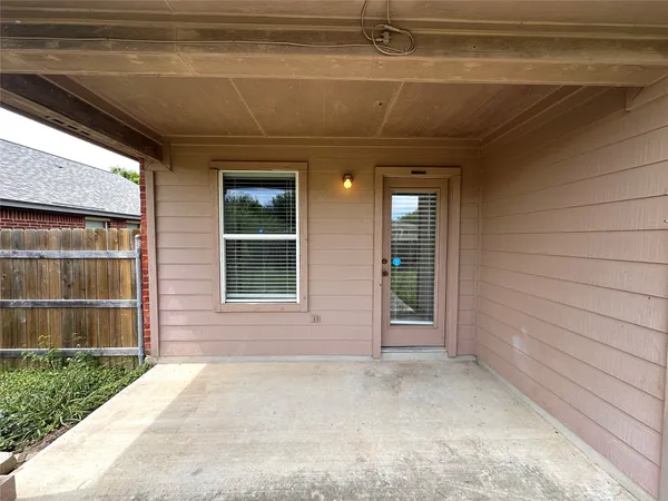 $1,800 | 202 Lucky Clover Lane, Hutto, TX 78634