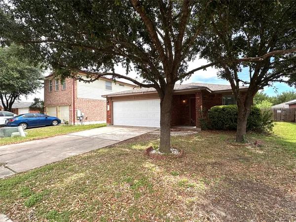 $1,800 | 202 Lucky Clover Lane, Hutto, TX 78634