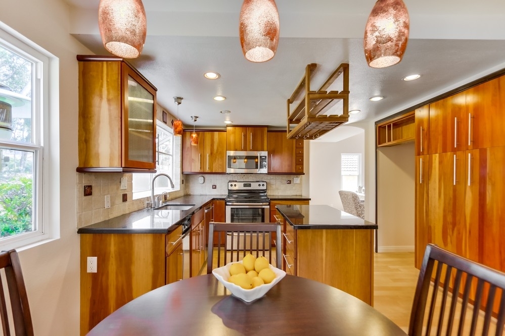 2722 Fernglen Road Carlsbad, CA 92008 - Photo 16 of 25 Gallery Image 16