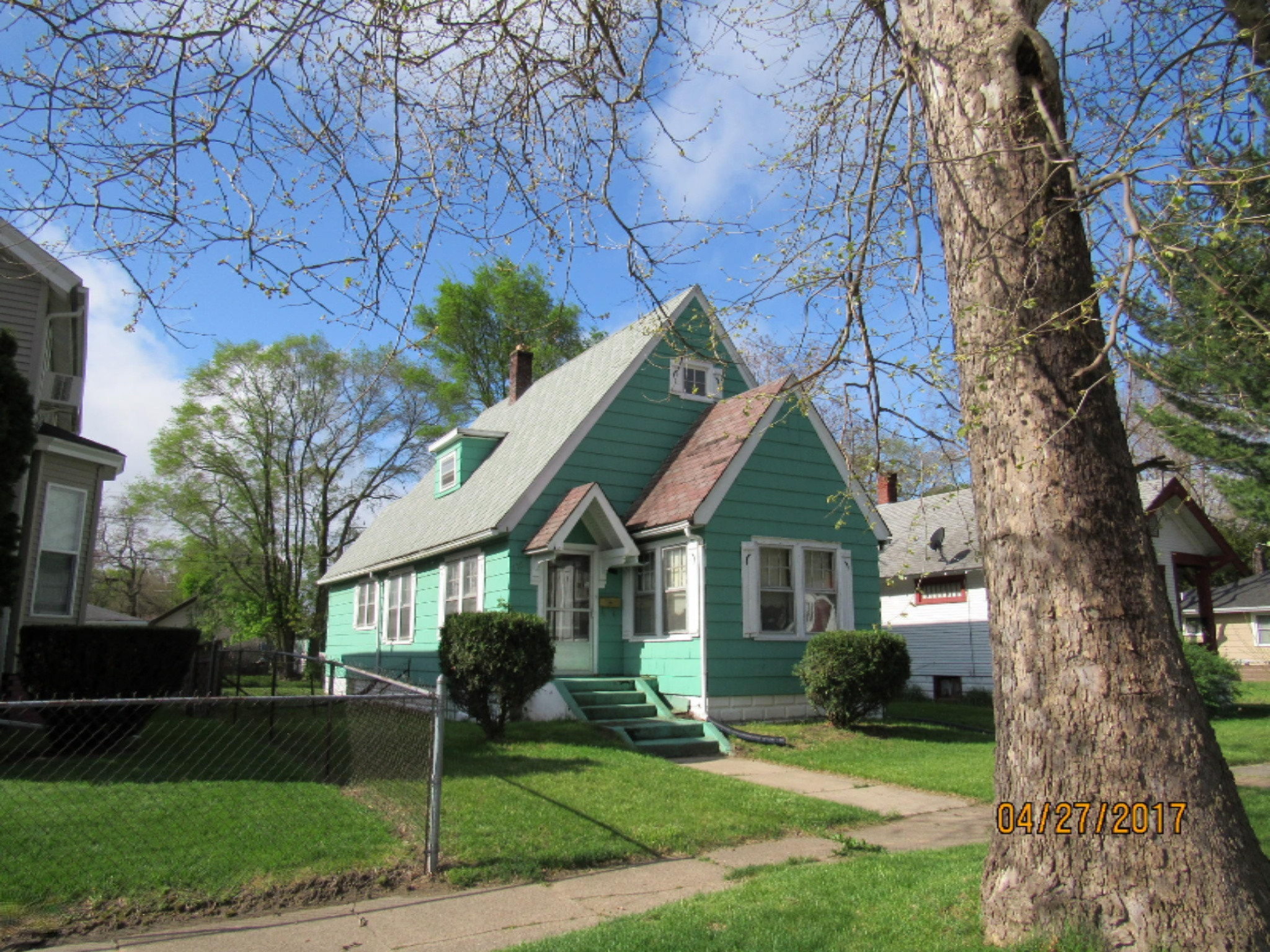 776 Territorial Road Benton Harbor, MI 49022 - Photo 2 of 15 IMG_0374