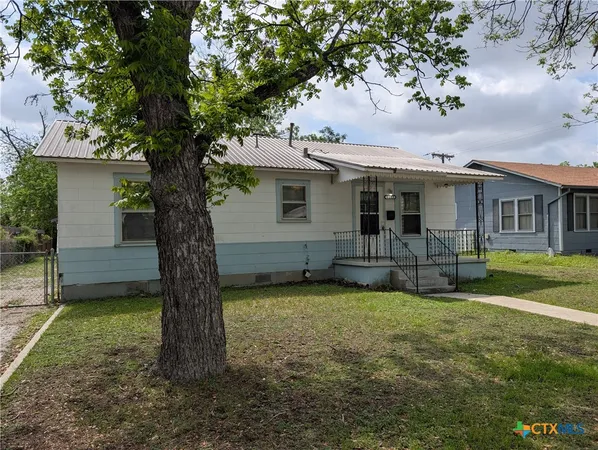 $1,595 | 1185 West Mill Street, New Braunfels, TX 78130