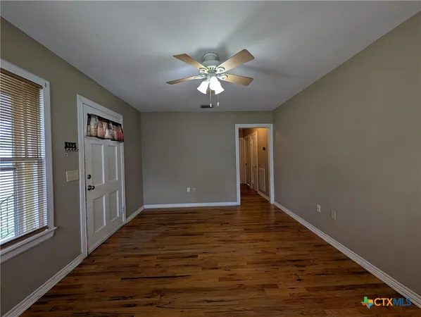 $1,595 | 1185 West Mill Street, New Braunfels, TX 78130