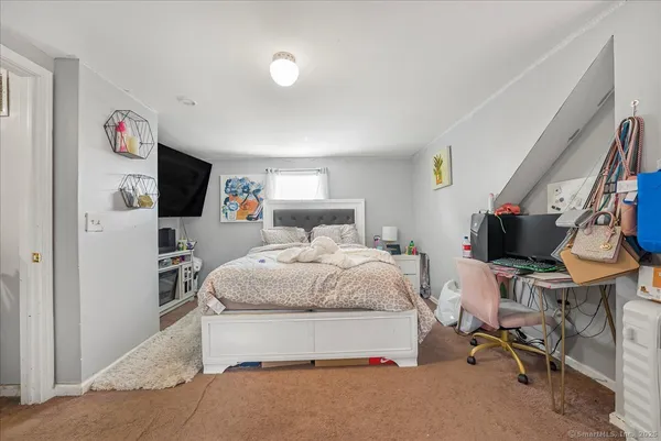 $449,999 | 631 Fairview Avenue, Bridgeport, CT 06606