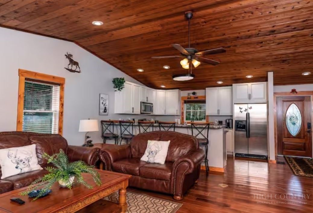 623 Wintergreen Drive Boone, NC 28607 - Photo 7 of 31
