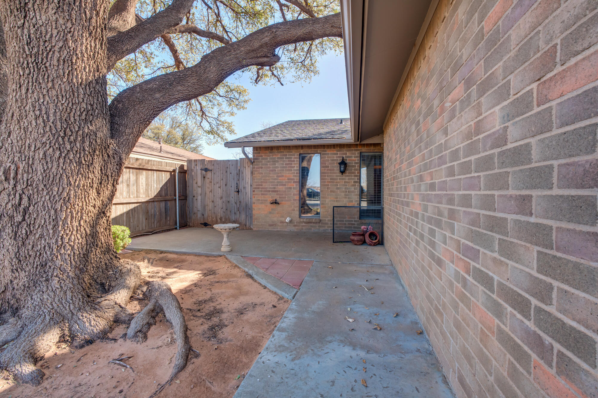 7811 Memphis Avenue Lubbock, TX 79423 - Photo 2 of 60 DSC05696_697_698_699_700
