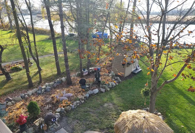 $550,000 | 8508 Fox River Road, Waterford, WI 53185