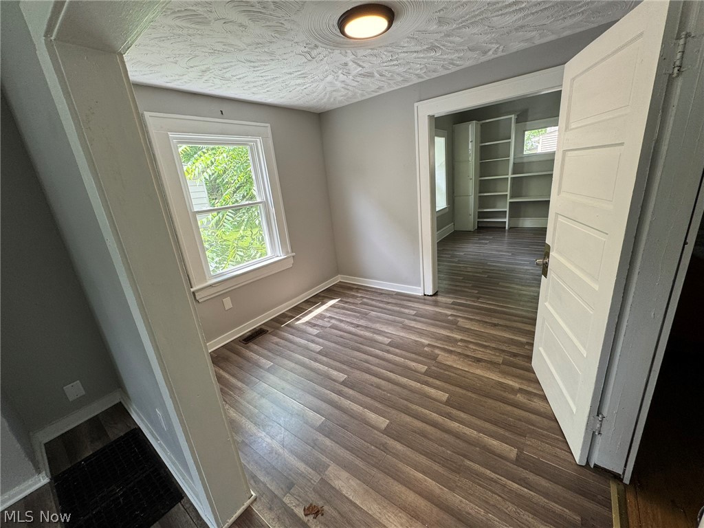674-676 Carlysle Street Akron, OH 44310 - Photo 4 of 20 Office room on first floor between living room and dining room