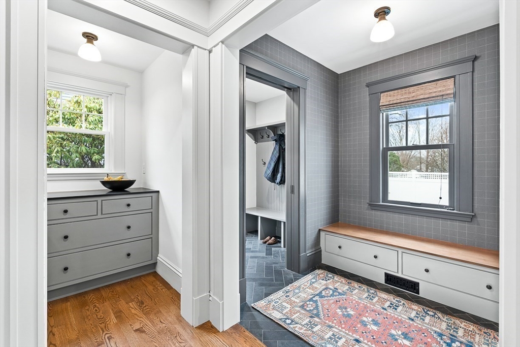 72 Stratford Road Melrose, MA 02176 - Photo 17 of 42