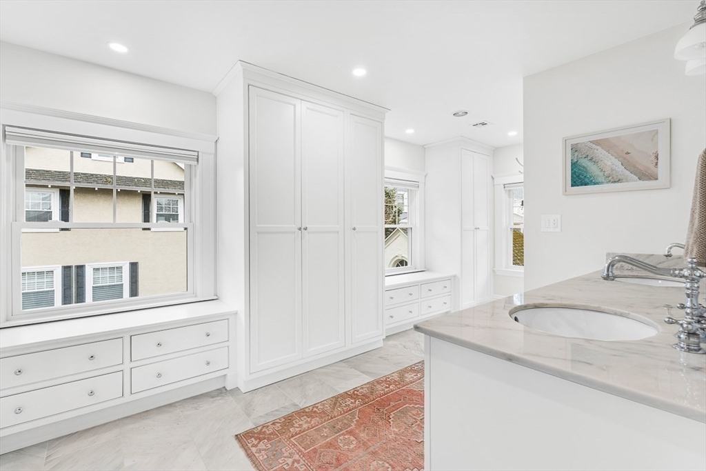 72 Stratford Road Melrose, MA 02176 - Photo 23 of 42