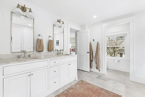 $1,679,000 | 72 Stratford Road, Melrose, MA 02176