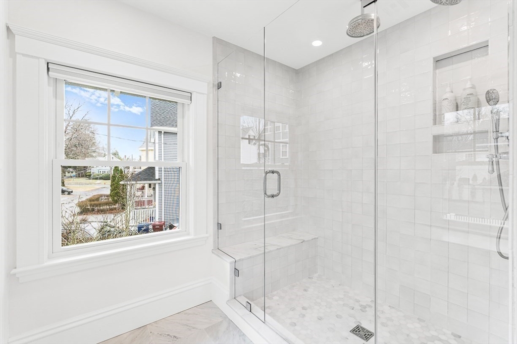 72 Stratford Road Melrose, MA 02176 - Photo 26 of 42