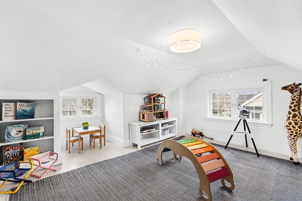 72 Stratford Road Melrose, MA 02176 - Photo 35 of 42