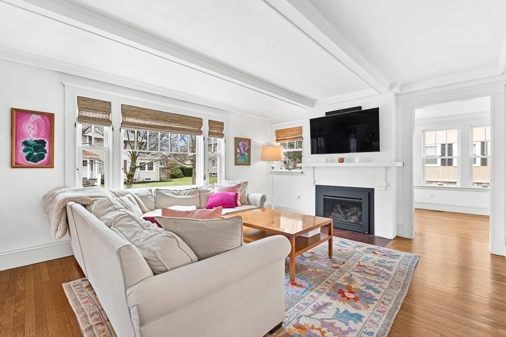 72 Stratford Road Melrose, MA 02176 - Photo 6 of 42