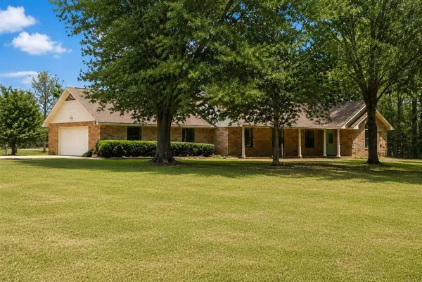 $368,500 | 3106 Farm To Market 1970 South, Timpson, TX 75975