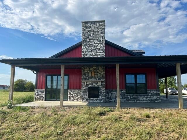 23561 Smith Hulse Rd Front