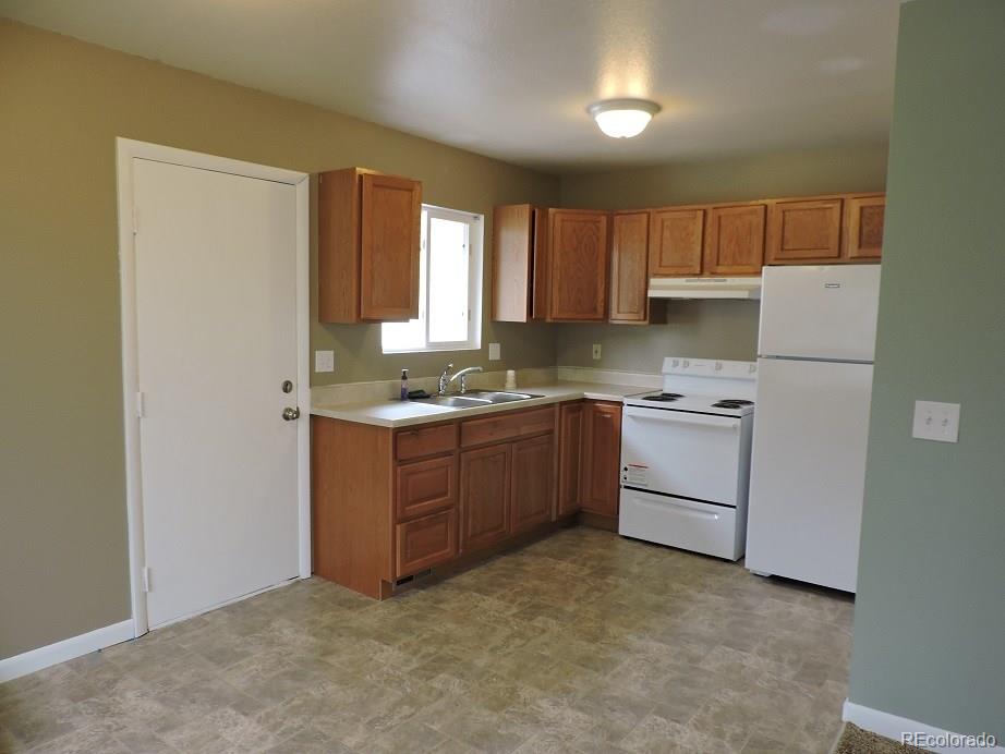 2153 Preuss Road Colorado Springs, CO 80910 - Photo 8 of 17