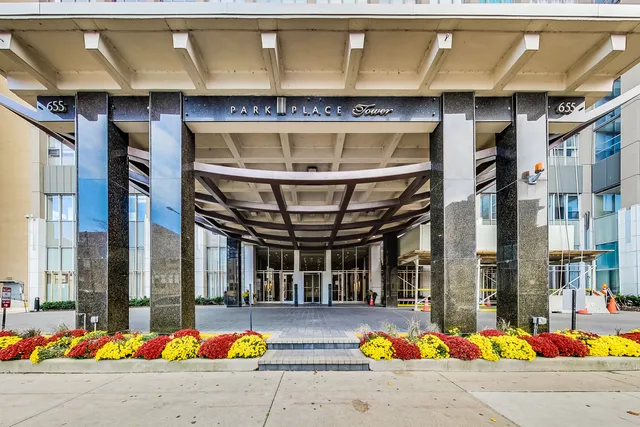 $2,500 | 655 West Irving Park Road, Unit 606, Chicago, IL 60613