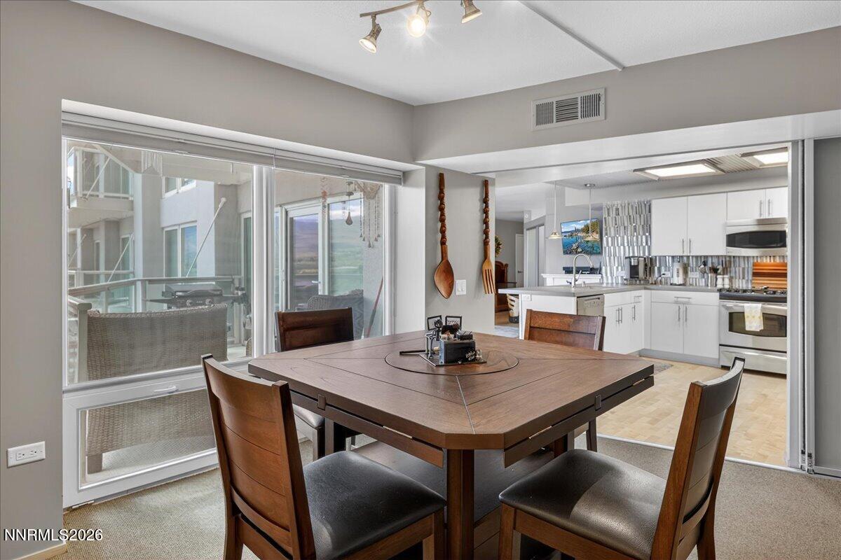 255 North Sierra Street, Unit S 1919 Reno, NV 89501 - Photo 17 of 41 19-DSC_9509