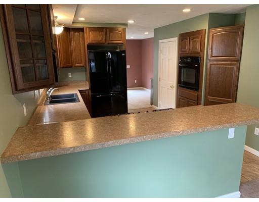 384 Bridle Path Worcester, MA 01604 - Photo 5 of 20 Gallery Image 5