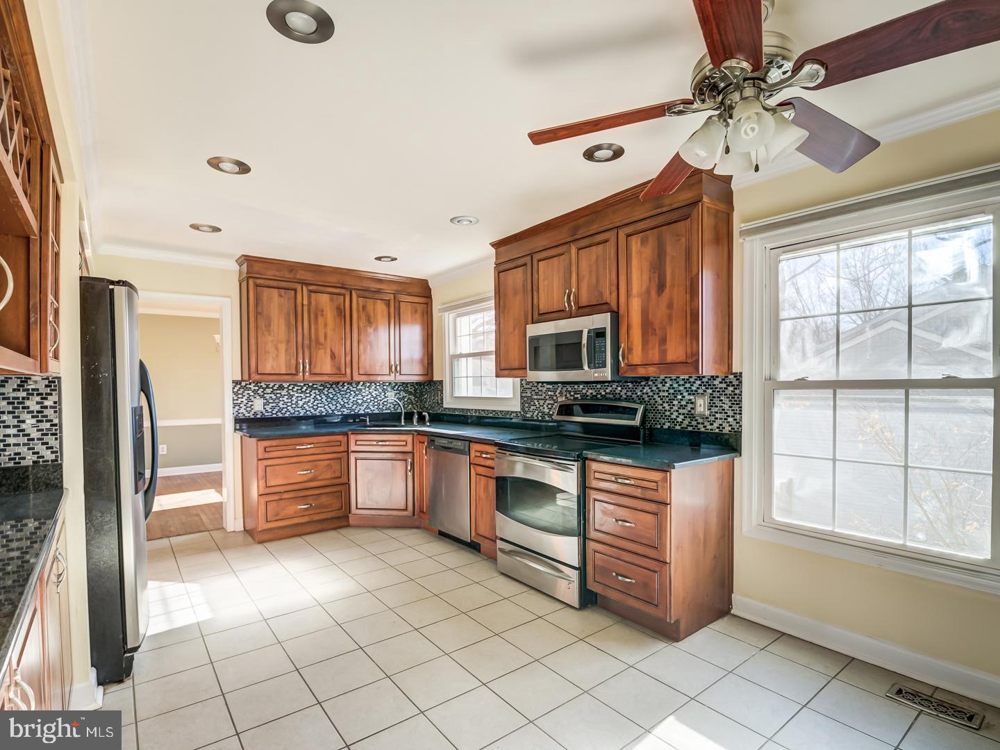 11400 Classical Lane Silver Spring, MD 20901 - Photo 17 of 40 Gallery Image 17