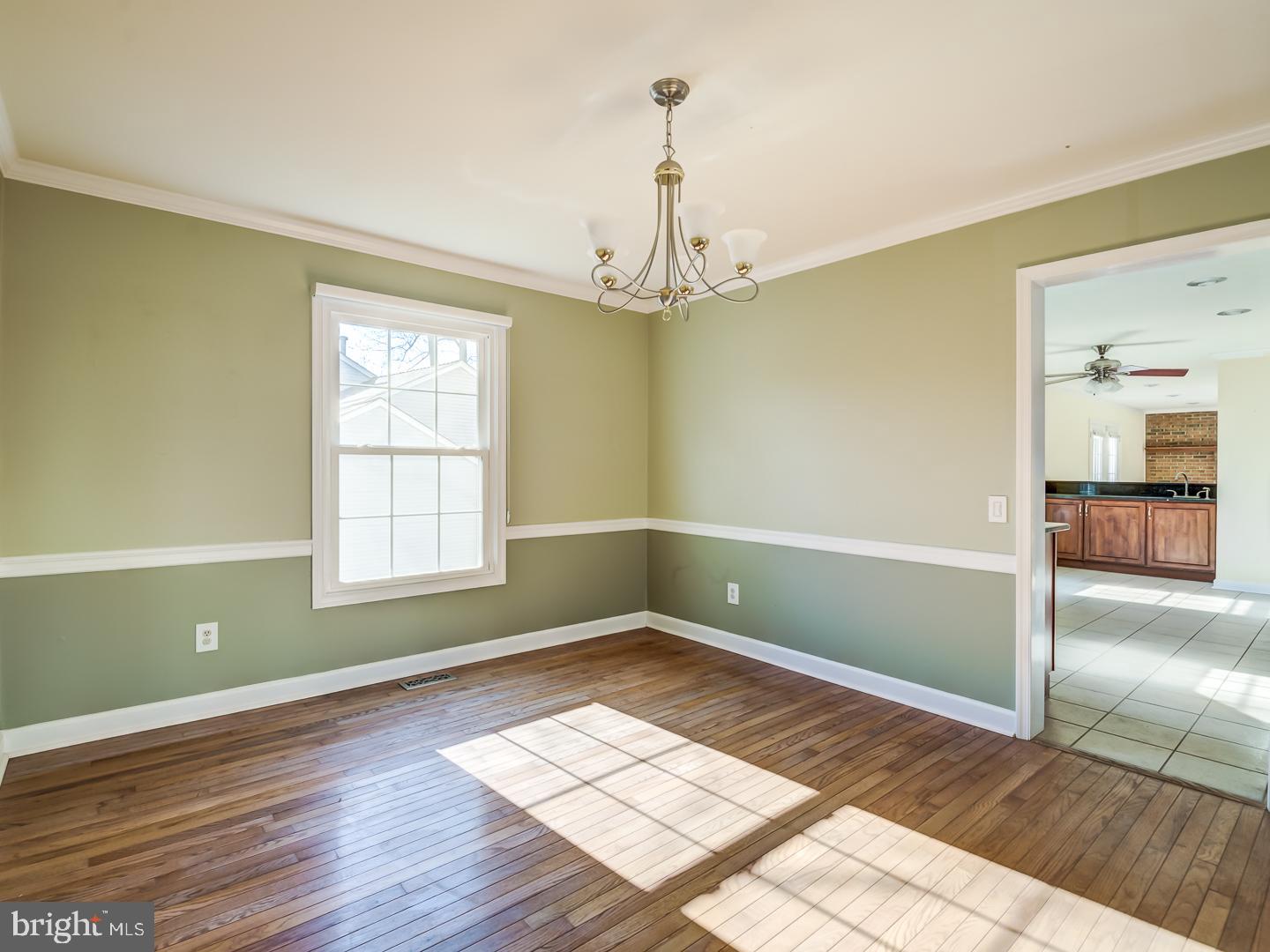 11400 Classical Lane Silver Spring, MD 20901 - Photo 5 of 40 Gallery Image 5