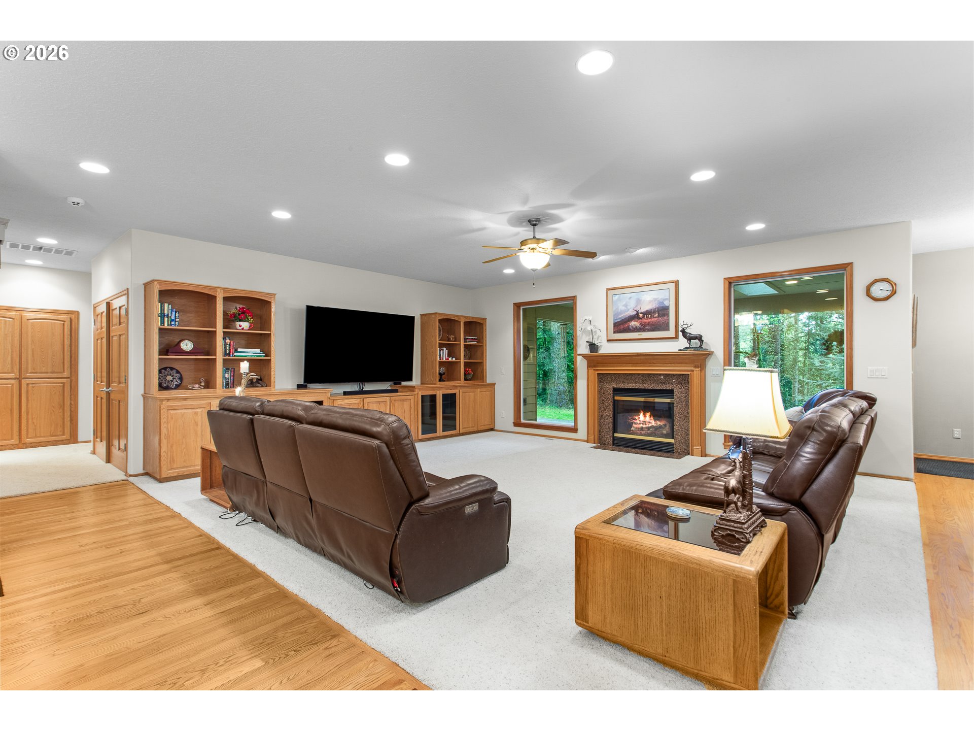 9920 Southeast Bull Run Road Corbett, OR 97019 - Photo 11 of 48 Living Room