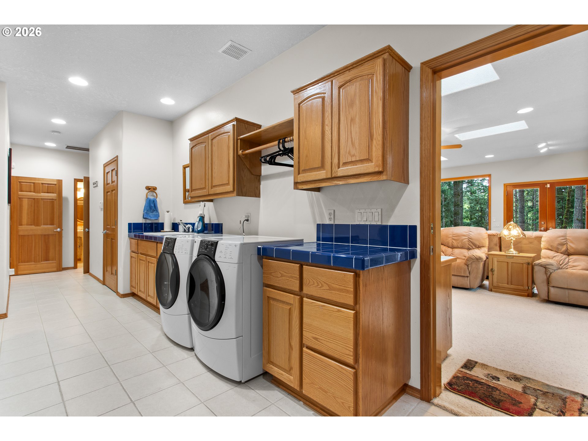 9920 Southeast Bull Run Road Corbett, OR 97019 - Photo 33 of 48 Laundry