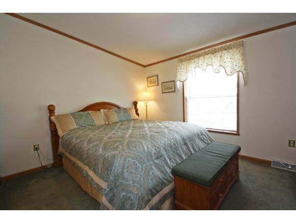 29 Shiloh Drive Rochester, NH 03867 - Photo 12 of 25