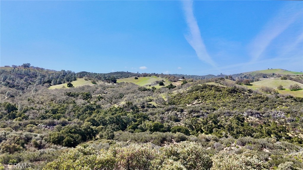 74921 Copperhead Road Bradley, CA 93426 - Photo 14 of 20 a view of a large building with mountains in the background
