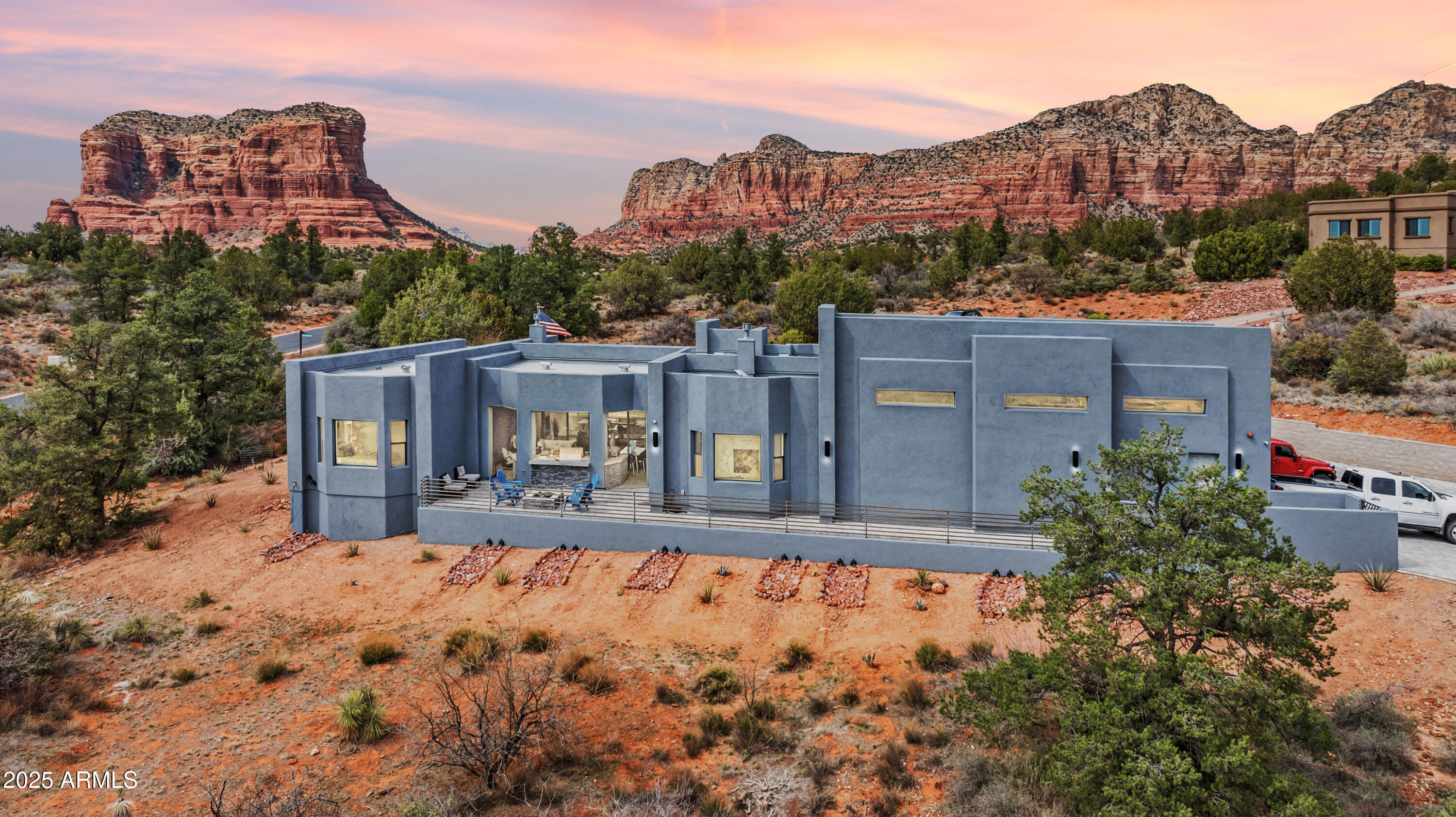 10 Ho Hum Circle Sedona, AZ 86351 - Photo 43 of 48 a view of a house with a yard and a large tree