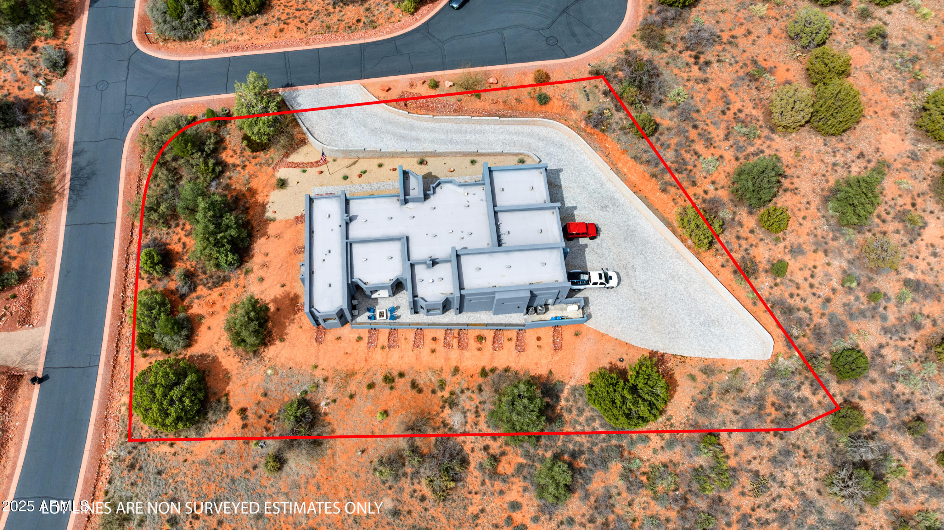 10 Ho Hum Circle Sedona, AZ 86351 - Photo 44 of 48 an aerial view of a house
