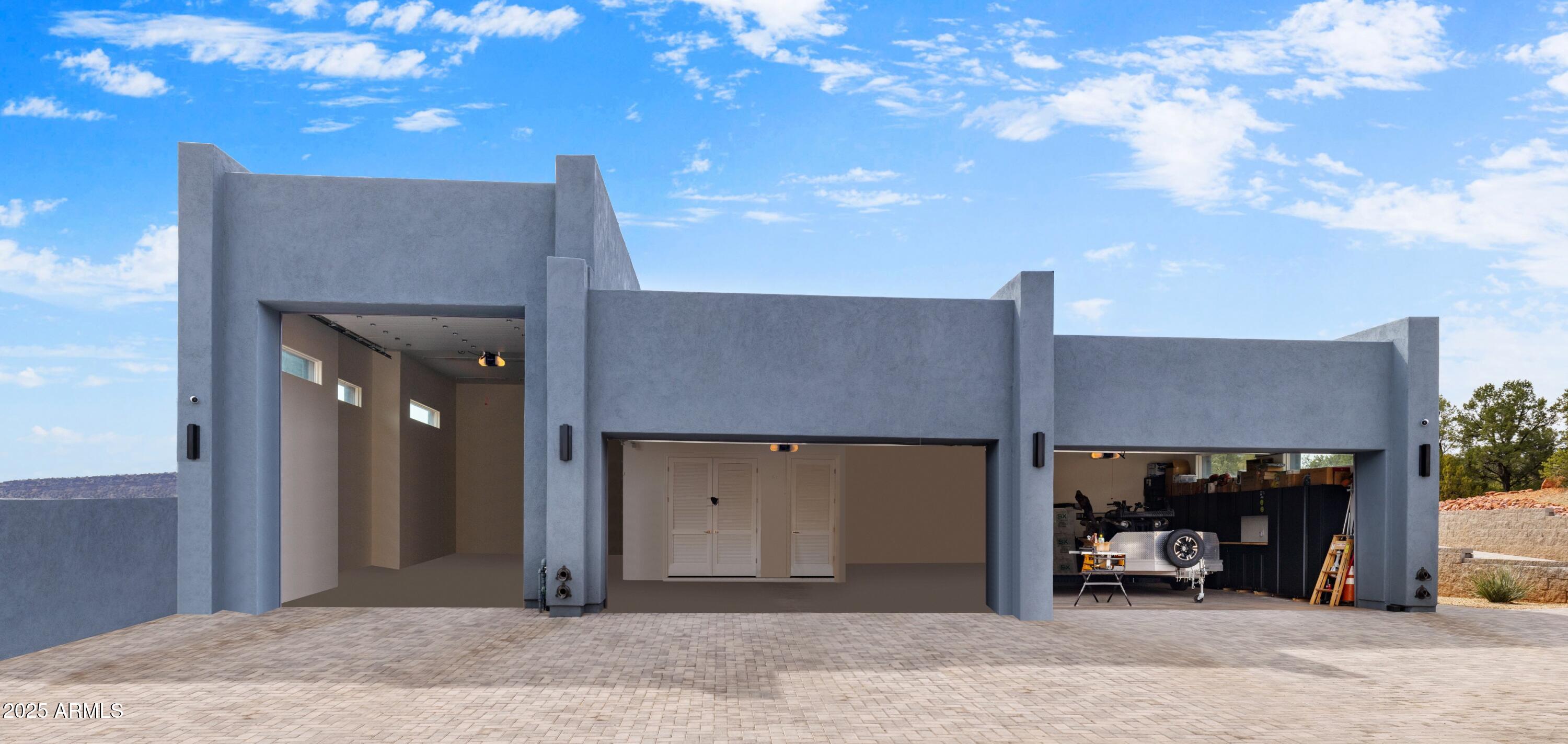 10 Ho Hum Circle Sedona, AZ 86351 - Photo 3 of 48 a view of a car garage