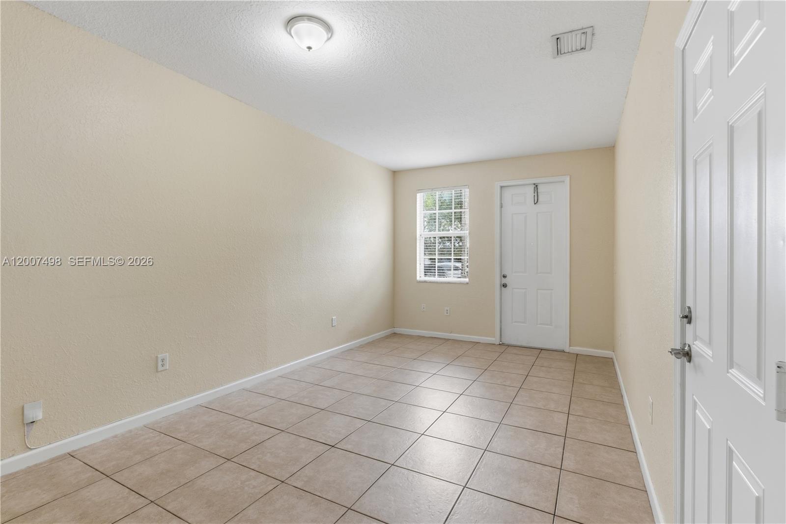 3166 Northeast 11th Street Homestead, FL 33033 - Photo 5 of 42